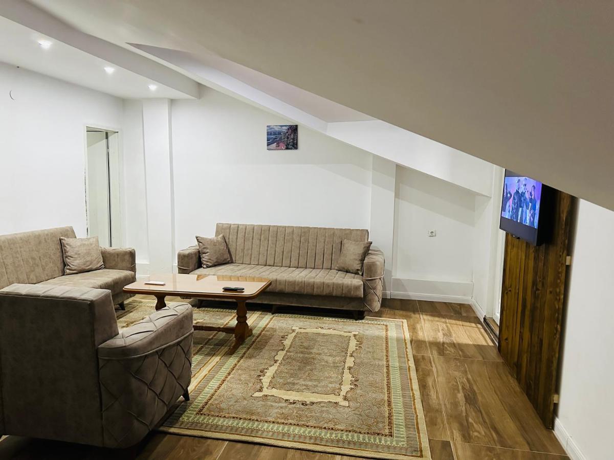 Sa Apartment Gjilan Extérieur photo